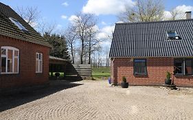 Hukaergaard Bed & Breakfast